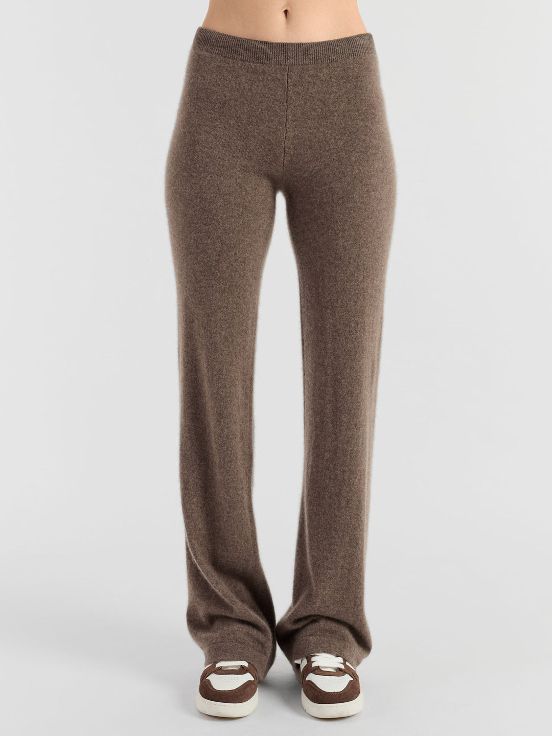 Kashmir bukse "Classic pants" i 100% kashmirull. Farge: Dark Toast. Norsk design fra Kashmina.