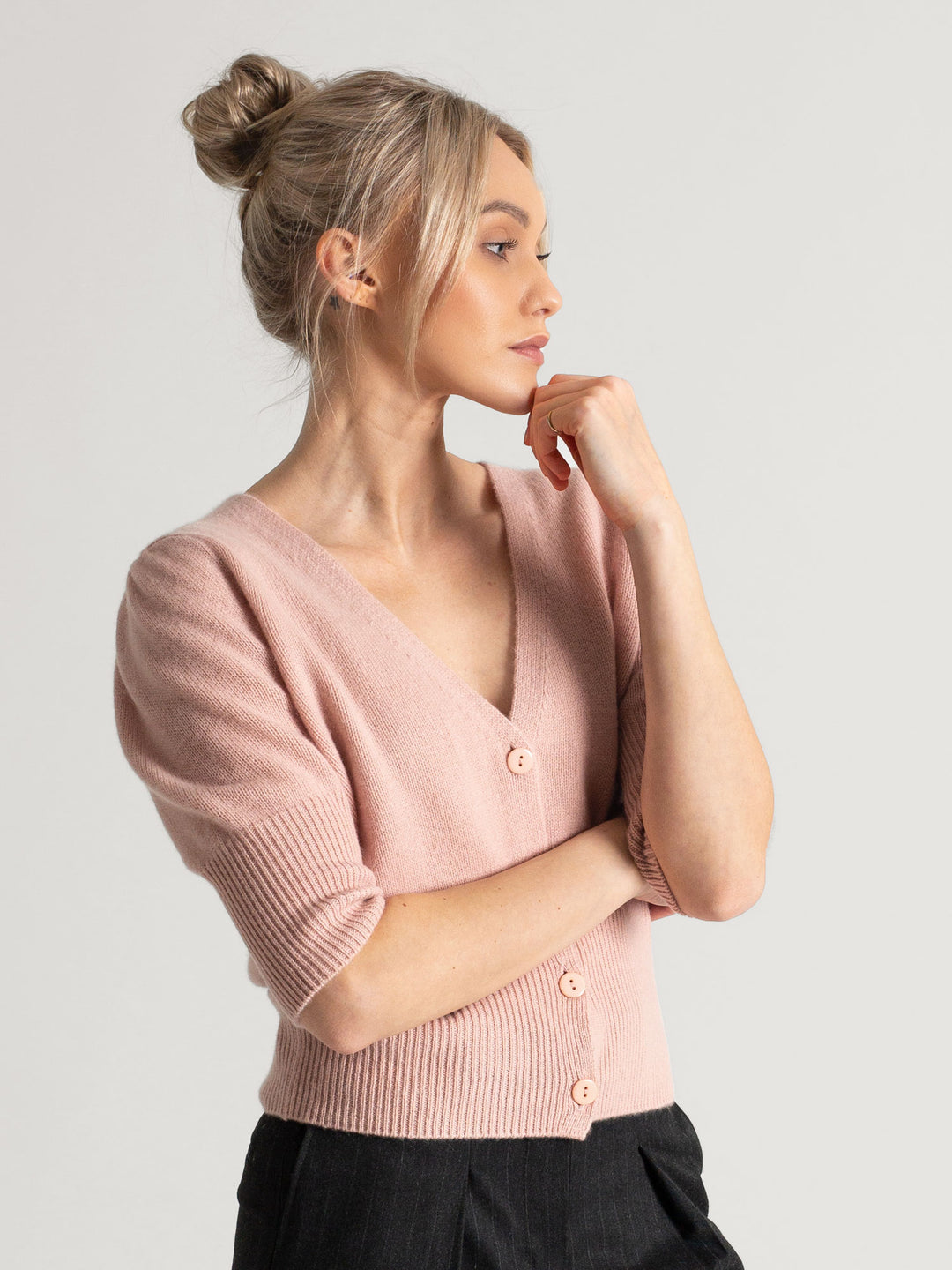 Kashmirgenser, cardigan med lange puffermer, grace i 100% ren kashmirull. Norsk design, Farge:  rose glow