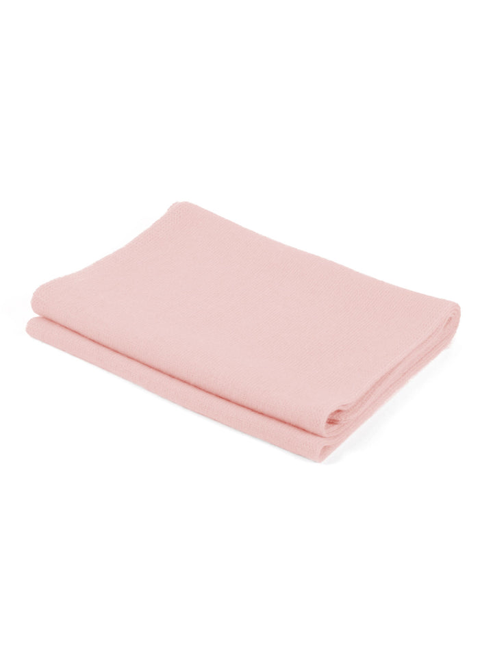 Lite skjerf strikket i 100% ren kashmirull, cashmere. Fullstendig kløfritt. Norsk design fra Kashmina. Farge: Rose Glow.