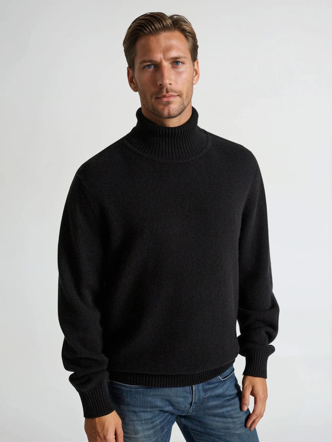 Høyhalset kashmirgenser. Norsk design i 100% kashmirull. Farge: sort