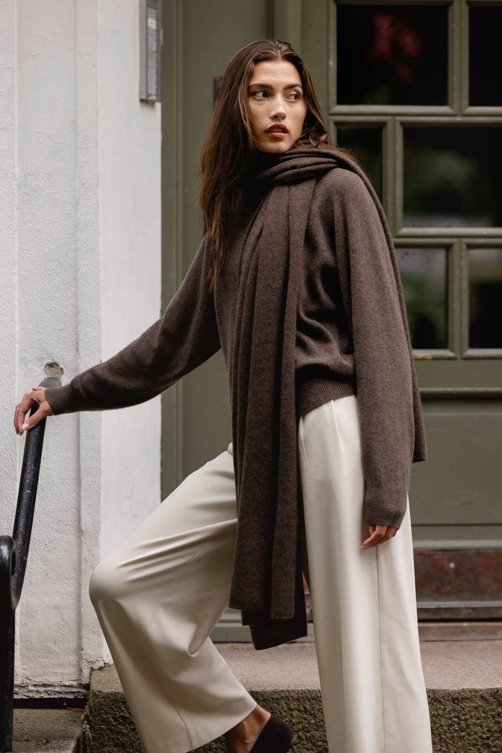 Florlett kashmirskjerf "Flow" - dark brown