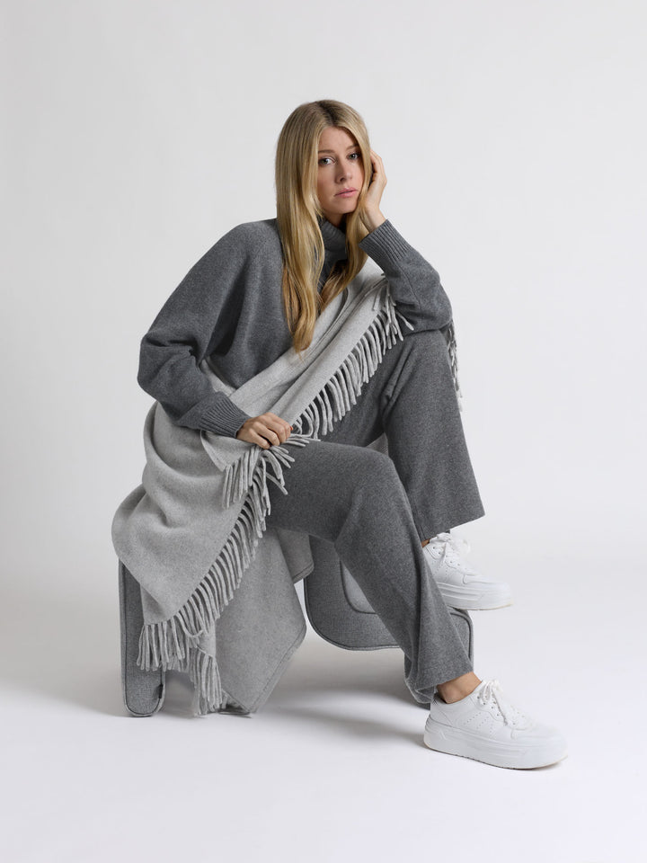 Kashmirpledd, 100% ren kasjmir, varmer, kløfritt, eksklusivt, naturmateriale, bærekraftig, Kashmina, norsk design.