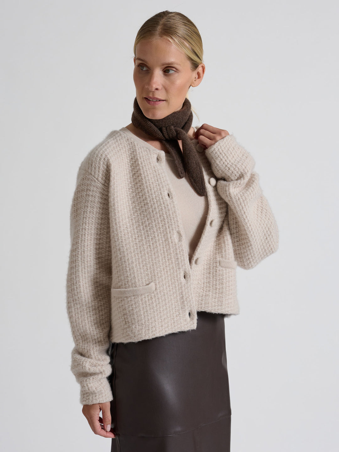 Kashmirjakke i 100% ren cashmere. Norsk design fra Kashmina. Farge: Cream