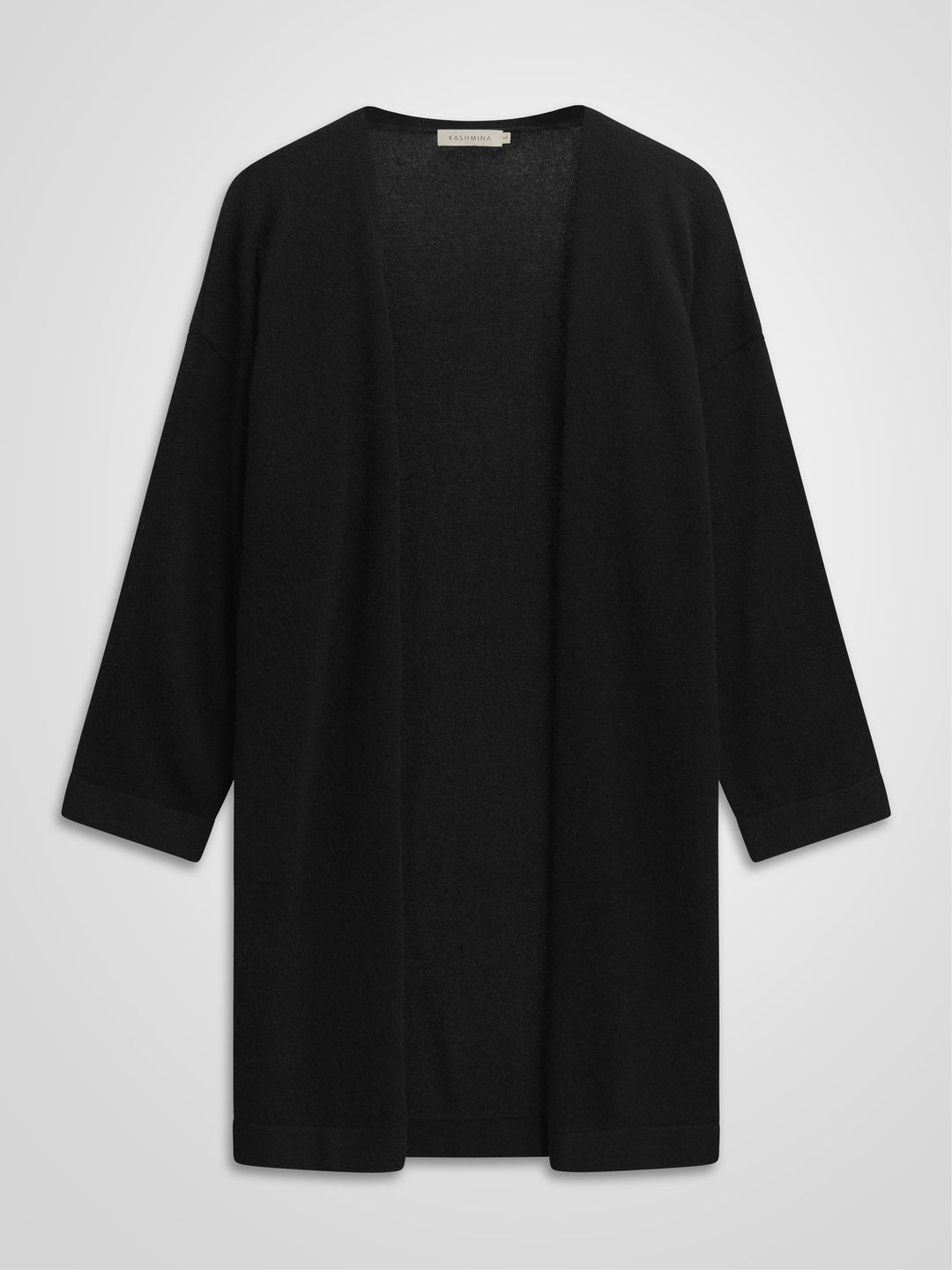 Lang kashmircardigan "Magni" i 100% ren cashmere. Norsk design fra Kashmina. Farge; Sort.