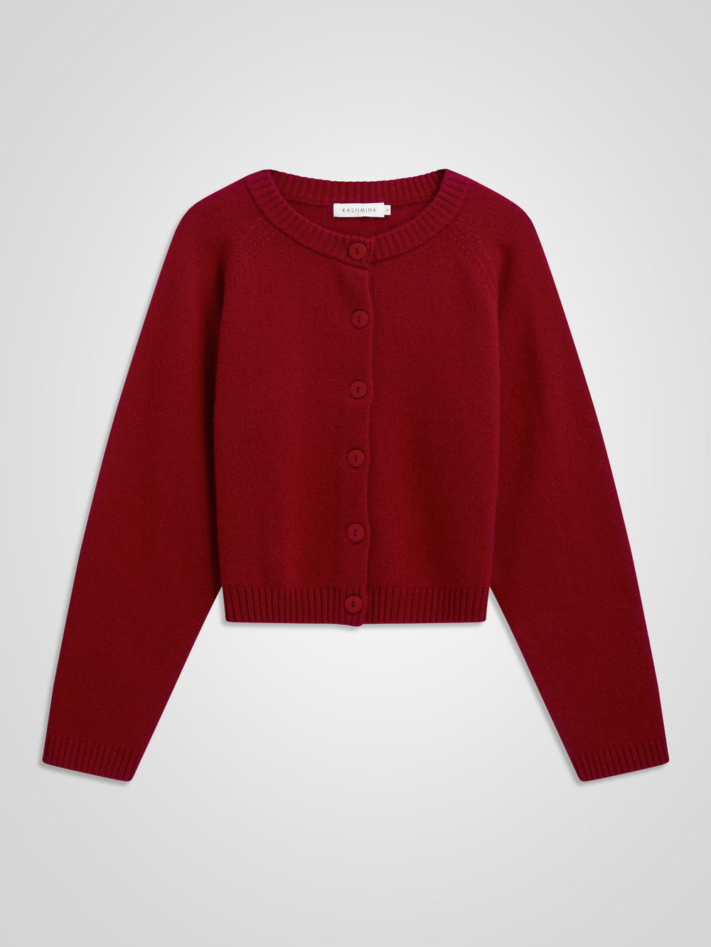 Kashmircardigan "Randi" i 100% ren kasjmirull. Norsk design fra Kashmina. Cashmere. Farge: Aroma Red.