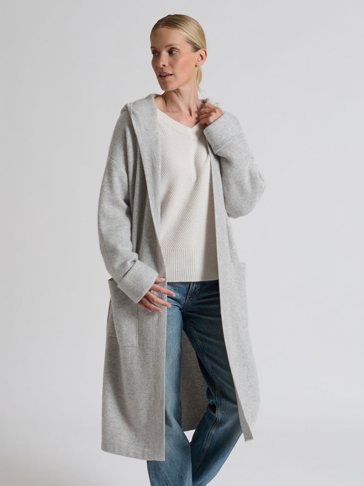 kashmirkåpe "Nora" fra Kashmina, 100% kashmir, lang cardigan, lys grå