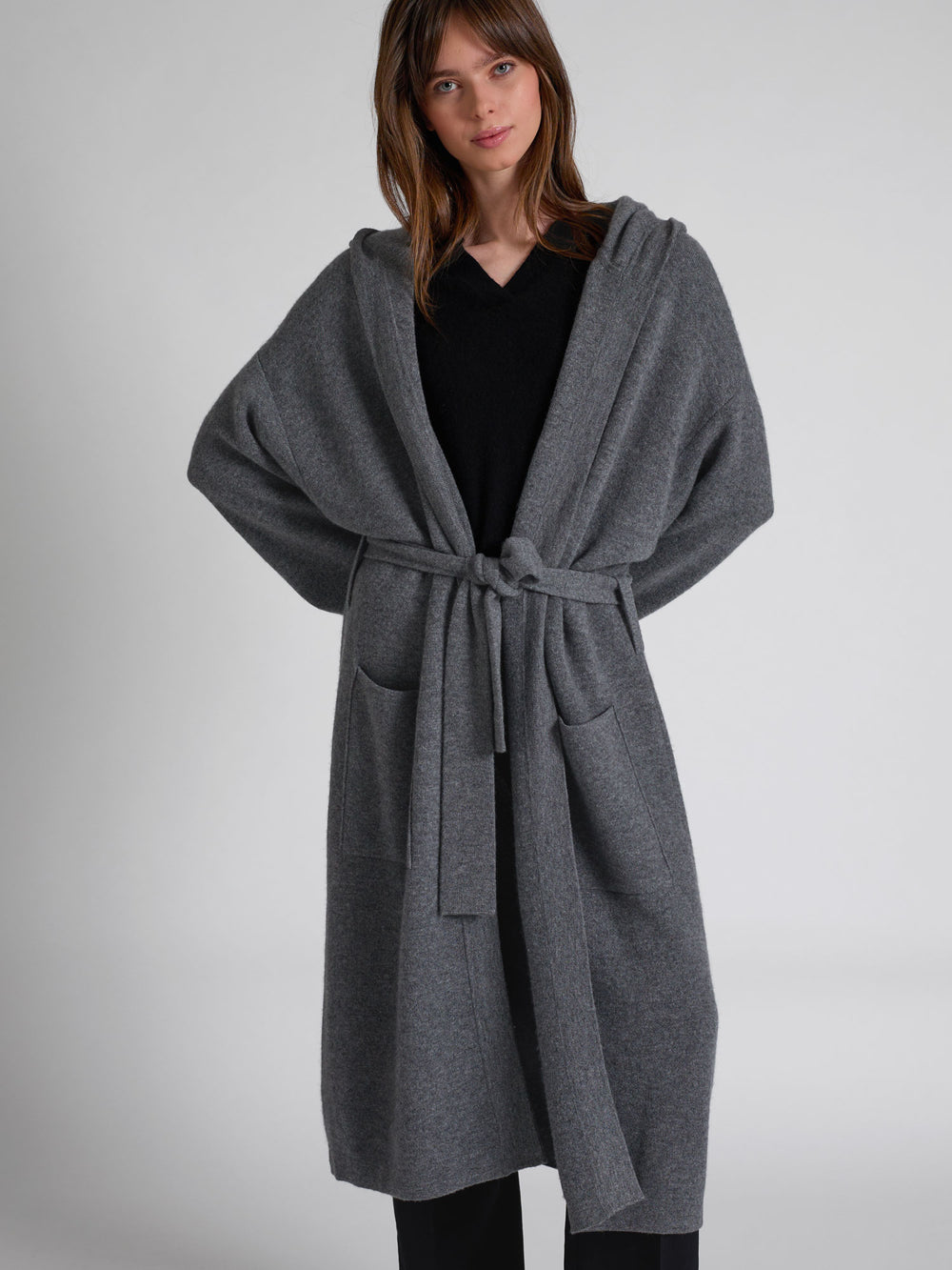 Cashmere piquet "Rikke" i 100% ren cashmere. Norsk design fra Kashmina. Farge: Sort.