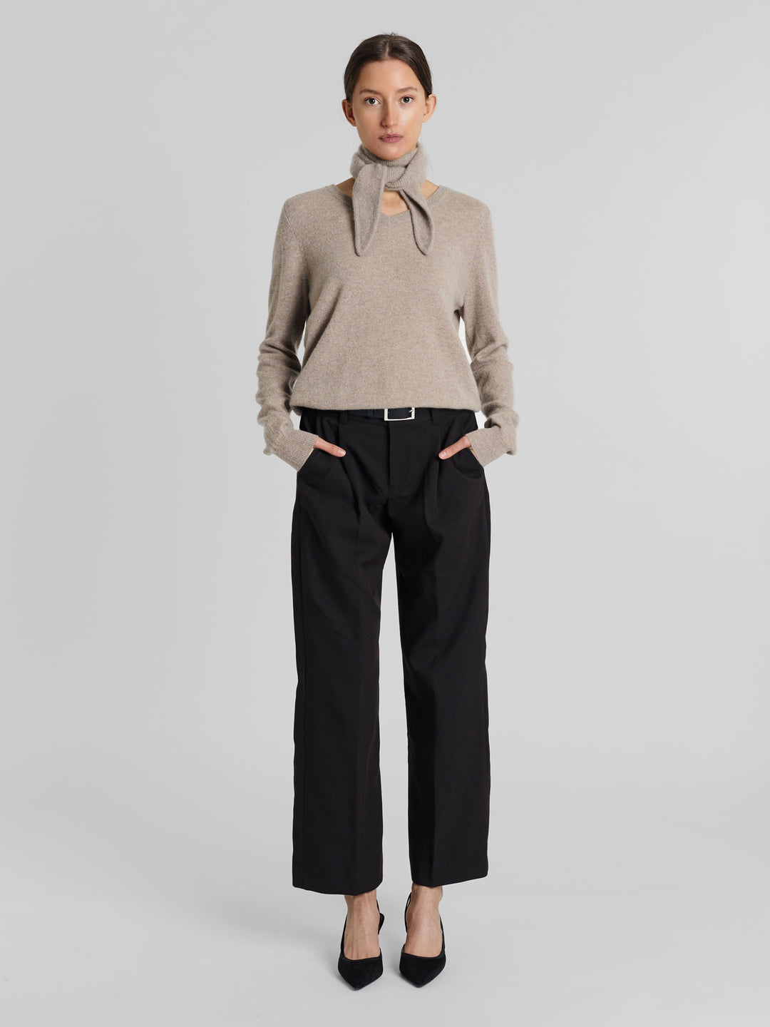 Cashmere skjerf "Alfie" i 100% ren cashmere. Norsk design fra Kashmina. Farge: Toast.