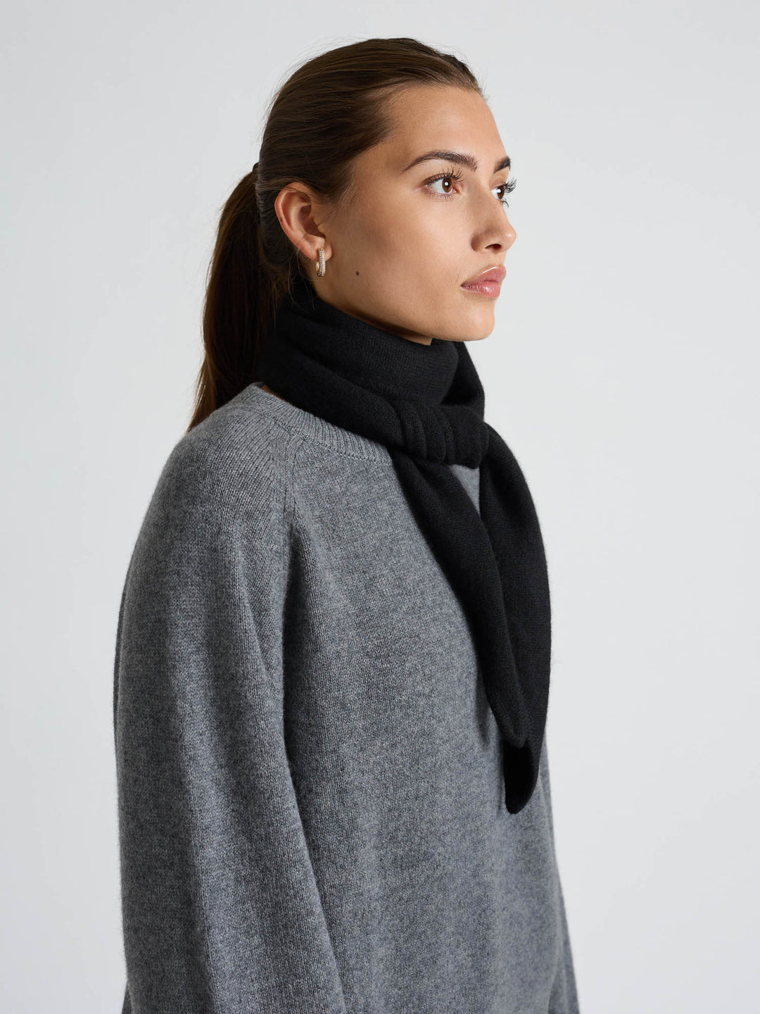 Kashmirskjerf "Astrid" - Sort