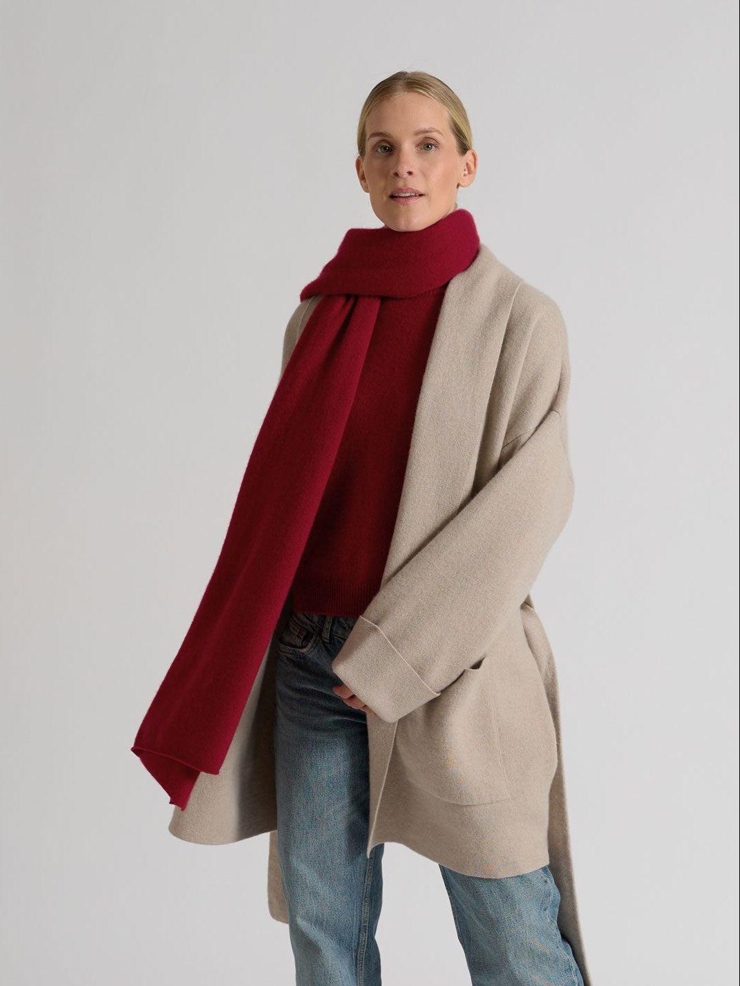 Kashmirjakke "Liv" i 100% ren kasjmirull. Norsk design fra Kashmina. Farge: Ginger.