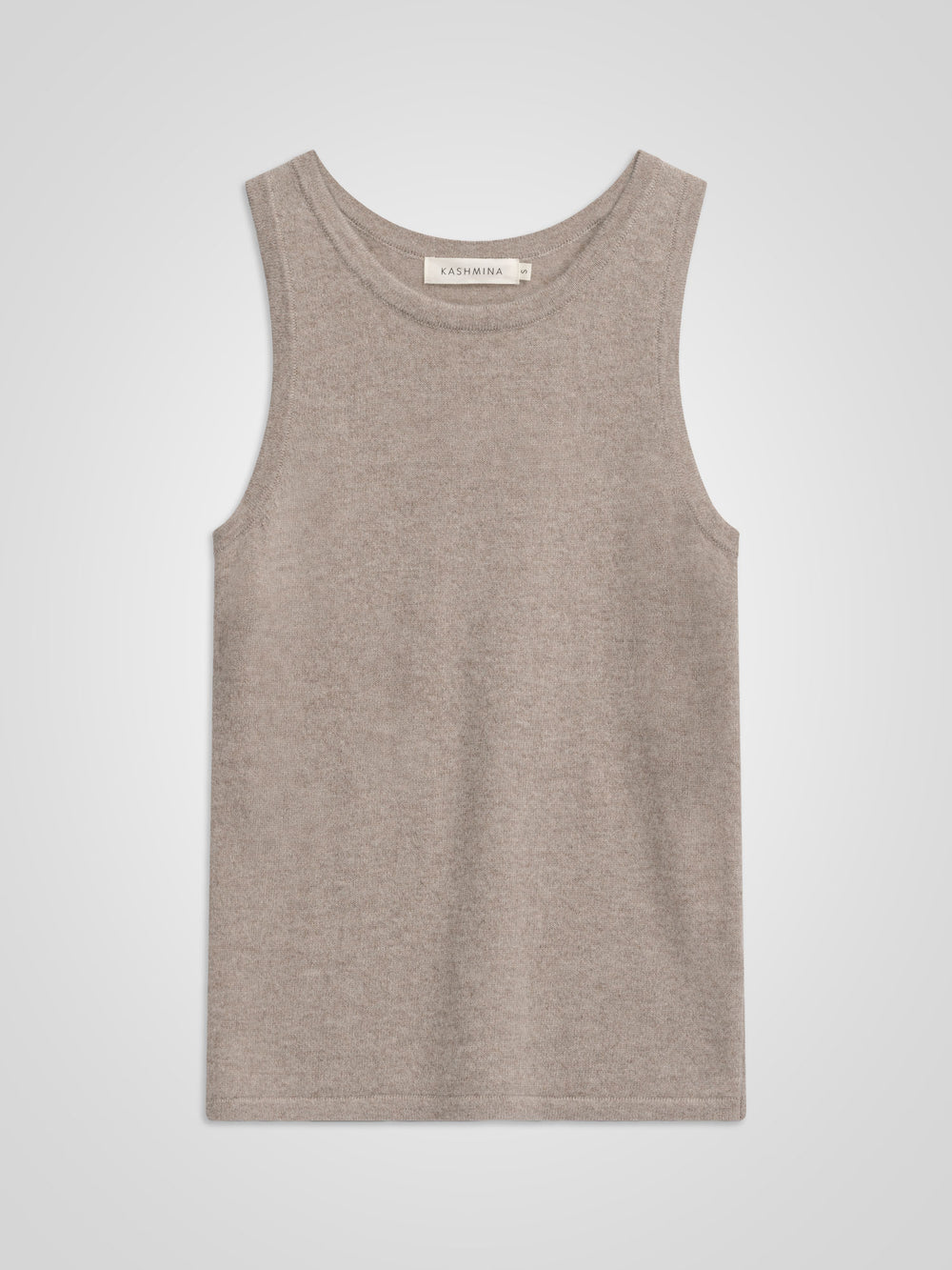 Kashmirtrøye "Tyra" i 100% ren kashmirull. Norsk design fra Kashmina. Farge: Toast.