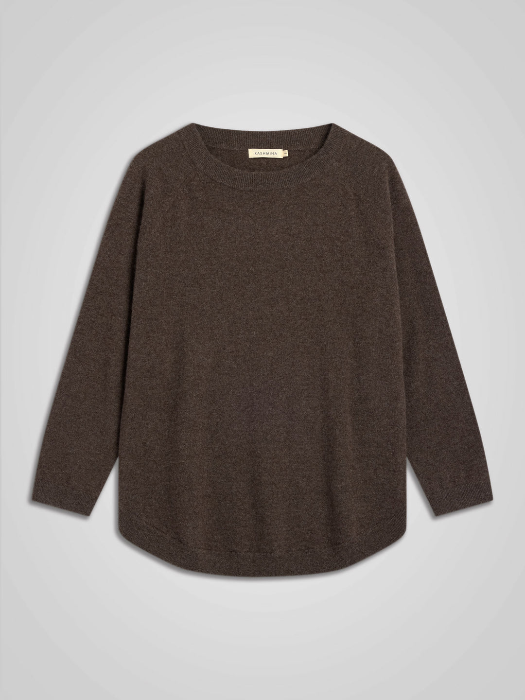 Kashmirgenser "Anna" i 100% cashmere. Norsk design fra Kashmina. Farge: Dark Brown.