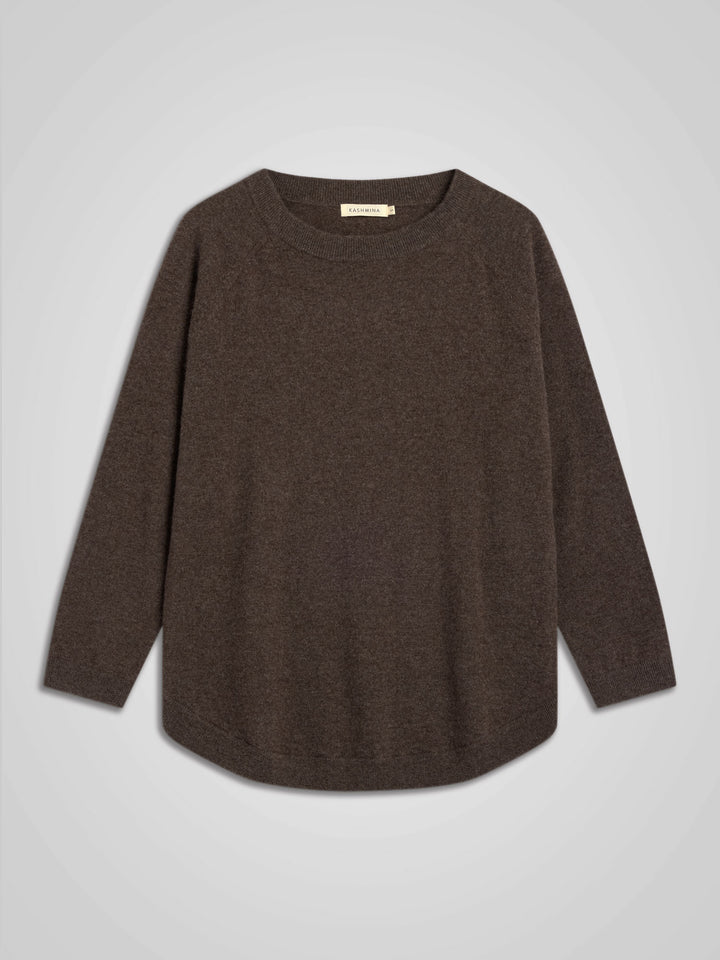 Kashmirgenser "Anna" i 100% cashmere. Norsk design fra Kashmina. Farge: Dark Brown.