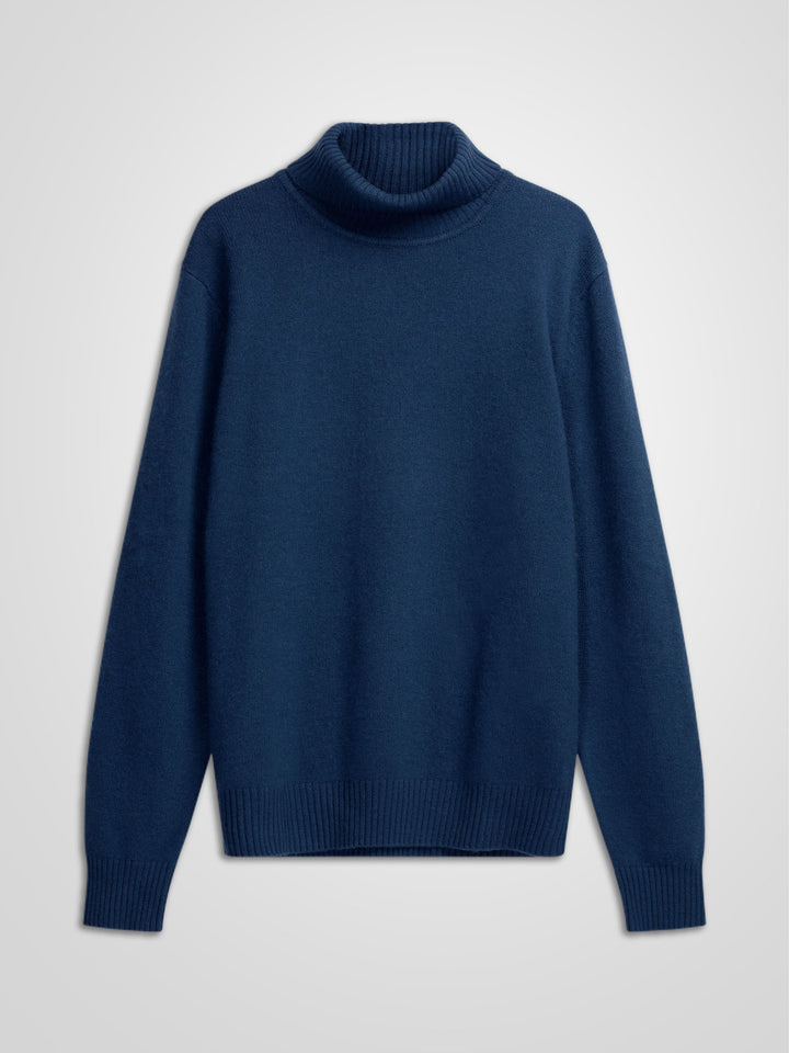 Høyhalset kashmirgenser. Norsk design i 100% kashmirull. Farge: mountain blue
