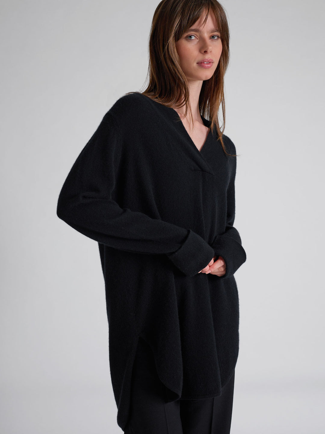 Kashmirgenser "Ida" i 100% ren cashmere. Norsk design fra Kashmina. Farge: Sort.