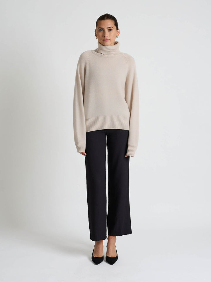 Kashmirgenser med høy hals "Milano" - cream