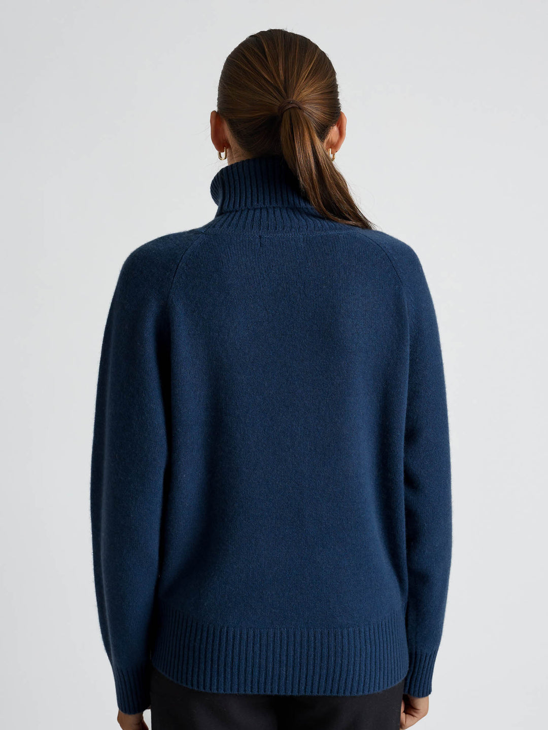 Kashmirgenser med høy hals "Milano" - mountain blue