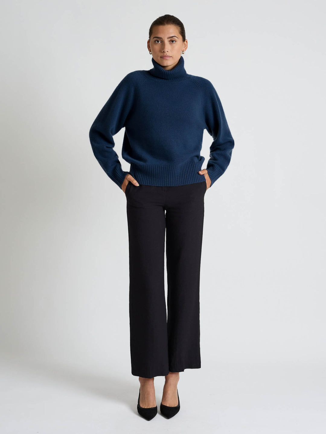 Kashmirgenser med høy hals "Milano" - mountain blue