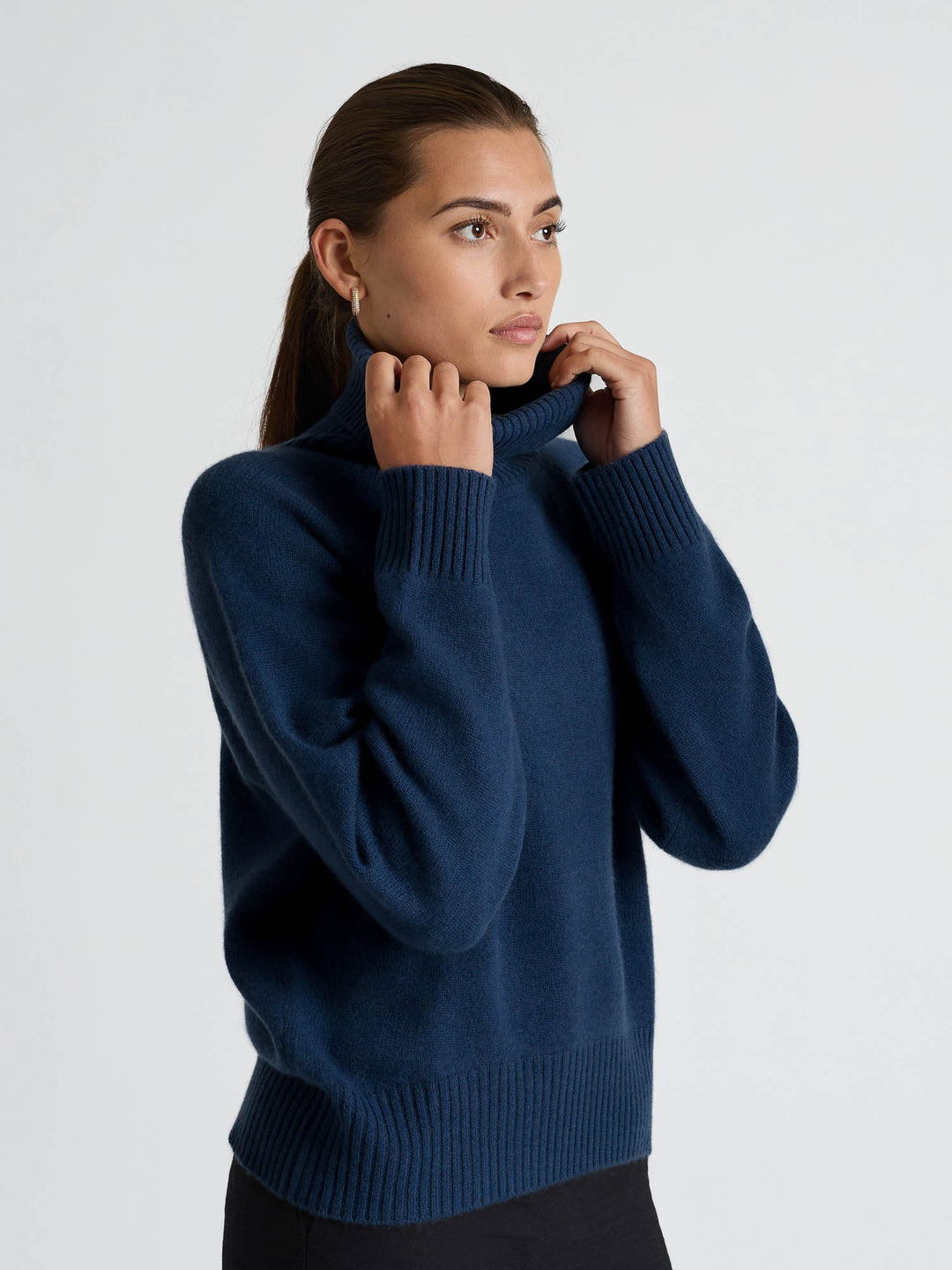 Kashmirgenser med høy hals "Milano" - mountain blue