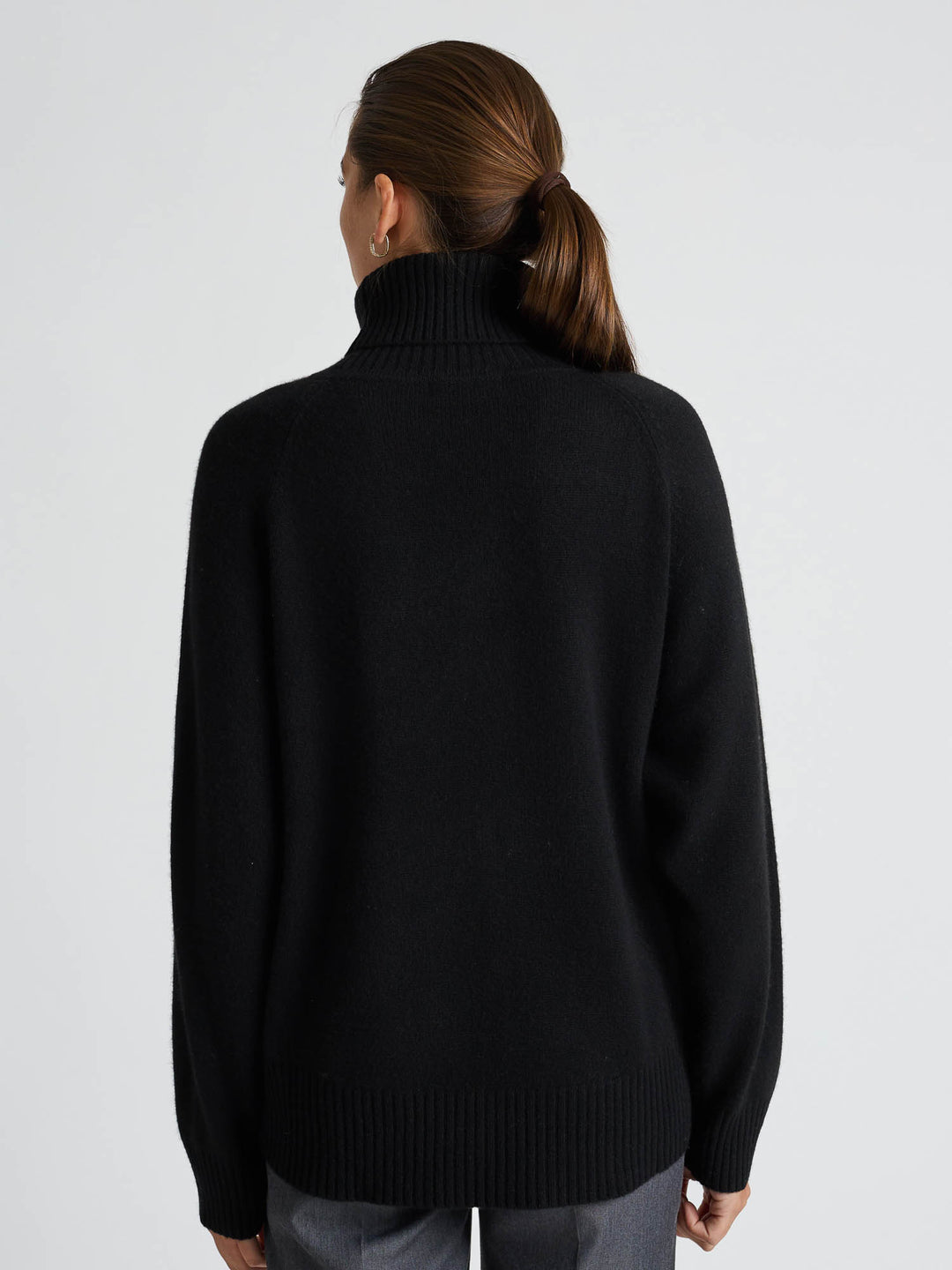 kashmina kashmirgenser milano sort kashmir kashmirull ull norsk design bærekraftig mote, skandinavisk design
