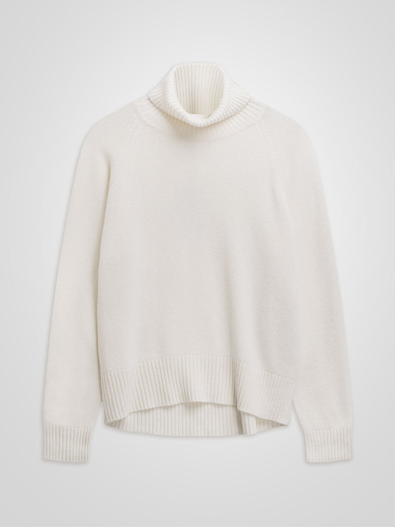 Kashmina høyhalset kashmirgenser "Milano" i 100% ren kashmirull. Norsk design fra Kashmina. Farge: Hvit.