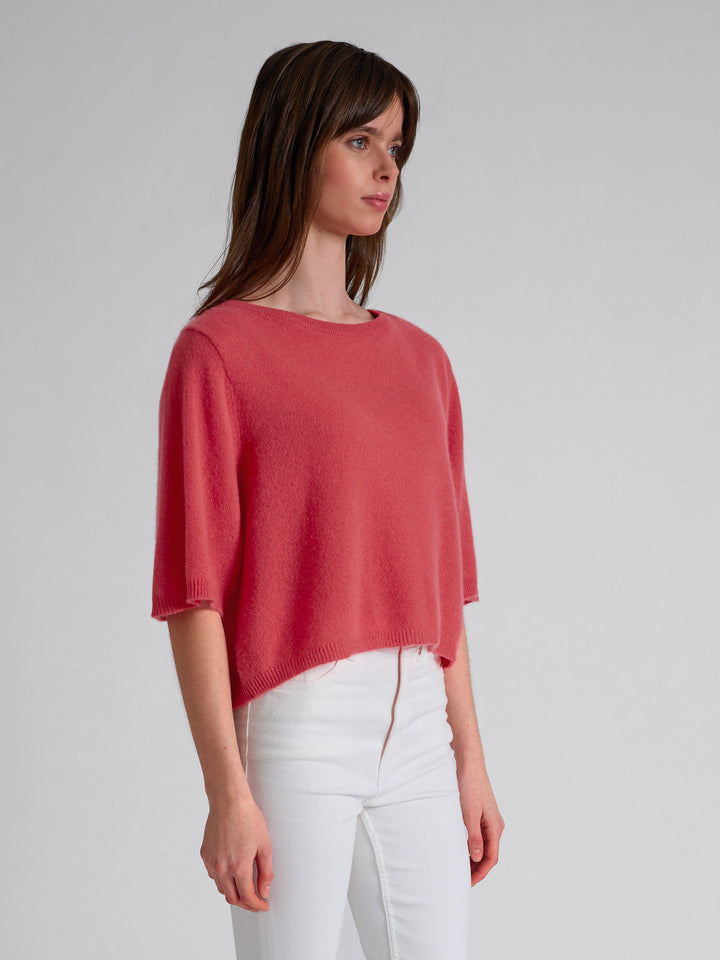 Kashmirtop "Vaar" i 100% ren cashmere. Norsk design fra Kashmina. Farge; Coral.