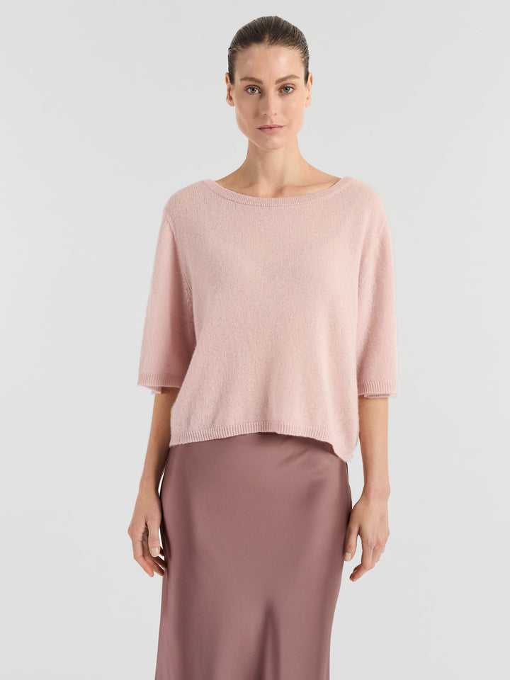 T-skjorte "Vaar" i 100% ren kasjmirull. Norsk design fra Kashmina. Farge: Rose Glow.