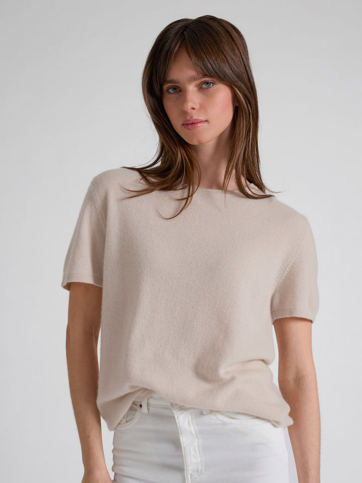 Kashmir t-shirt"Fresh" i 100% ren kashmirull. Norsk design fra Kashmina. Farge: Cream.