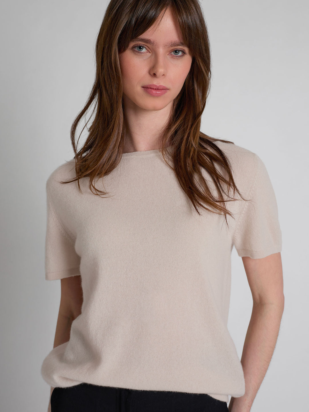 Kashmir t-shirt"Fresh" i 100% ren kashmirull. Norsk design fra Kashmina. Farge: Cream.