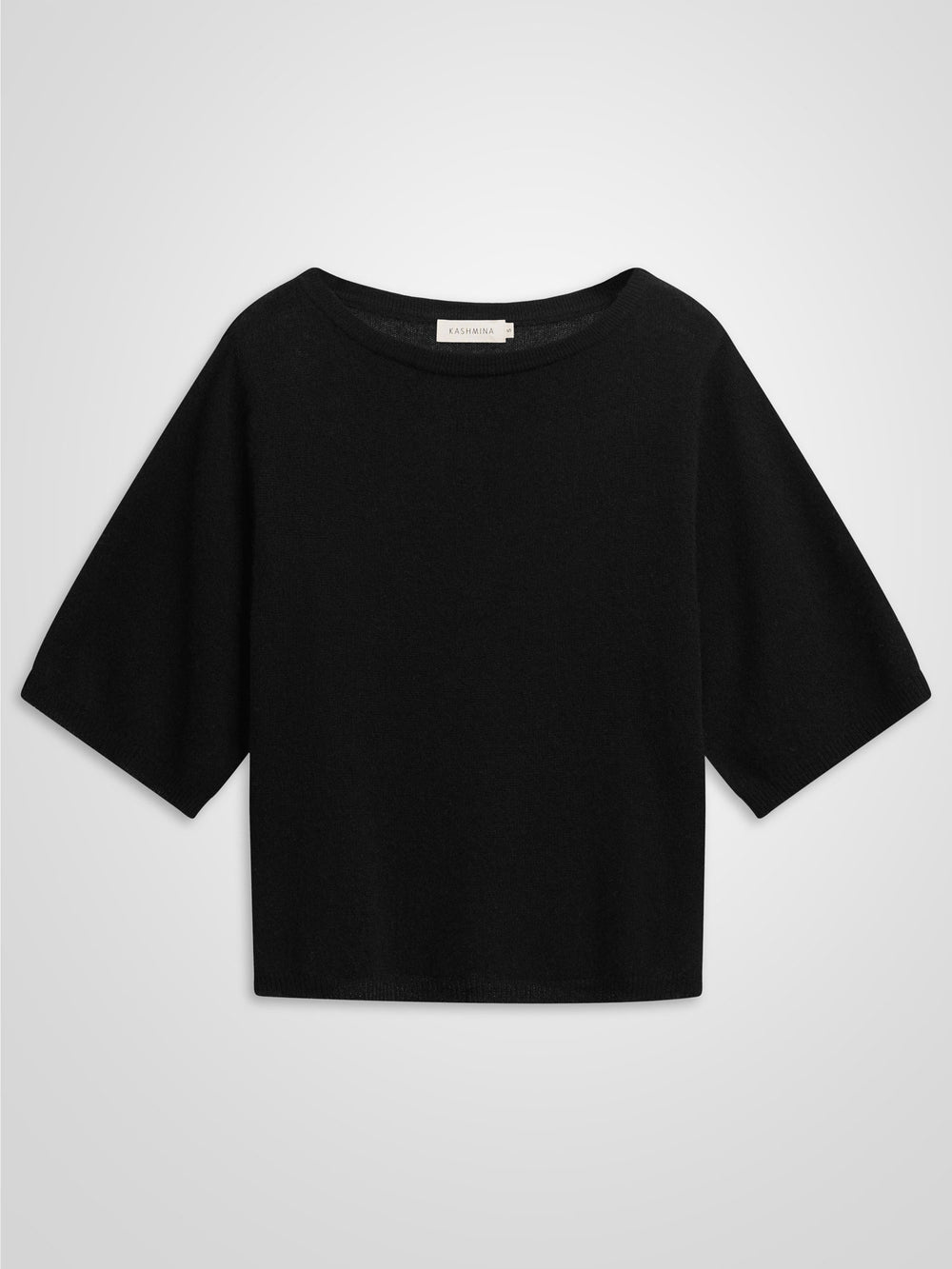 Kashmirtop "Vaar" i 100% ren cashmere. Norsk design fra Kashmina. Farge; Sort.