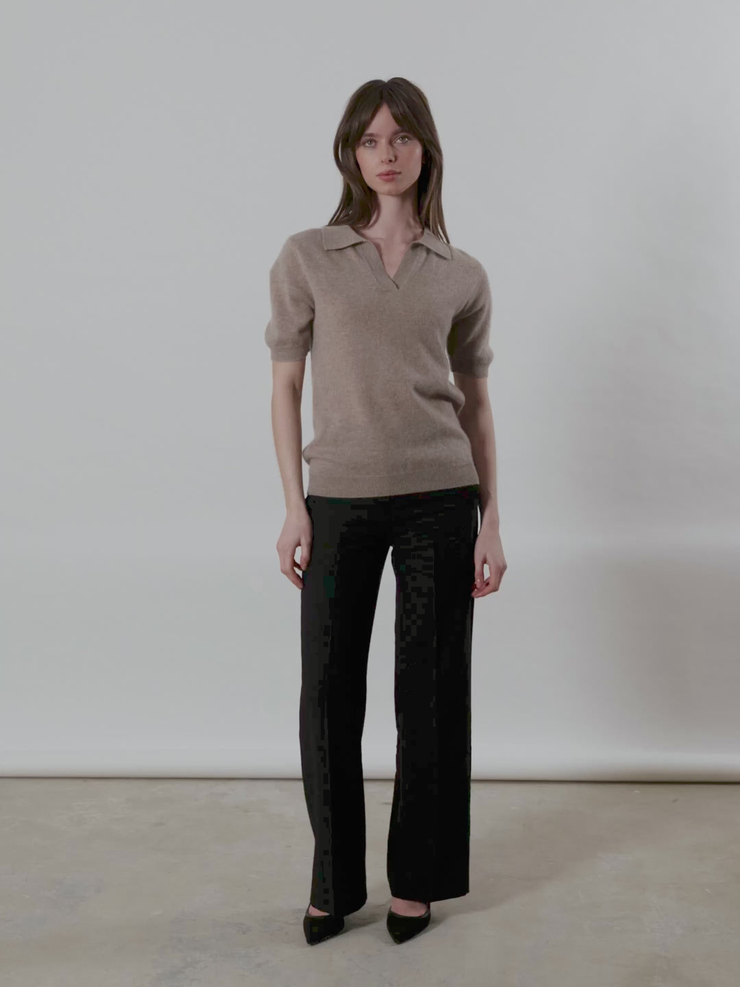Cashmere piquet "Rikke" i 100% ren cashmere. Norsk design fra Kashmina. Farge: Toast.