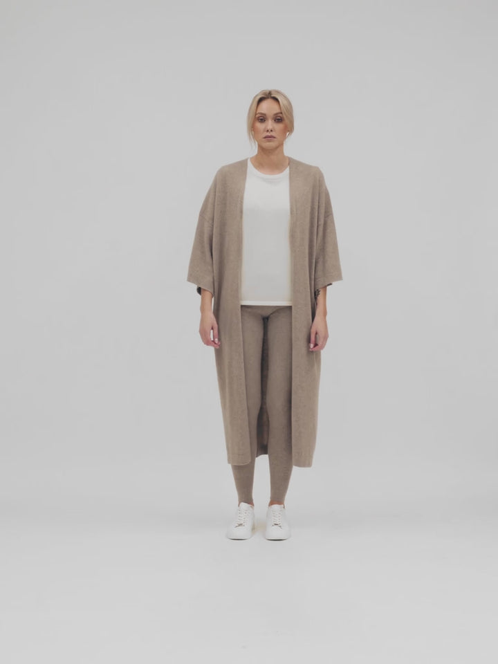 Kashmircardigan "Kaftan" 100% kashmir. Norsk design.