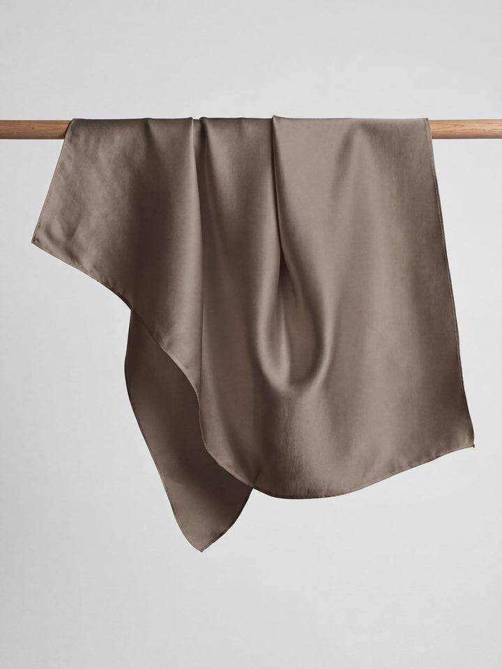 Silkeskjerf "Anemone" - Taupe