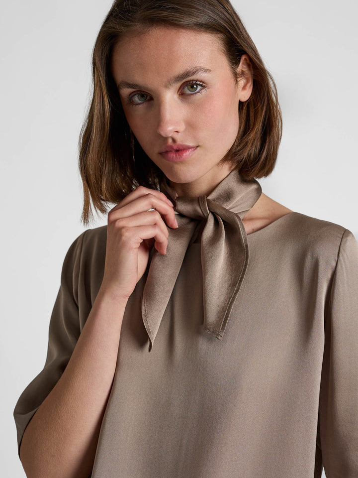 Silkeskjerf "Anemone" - Taupe