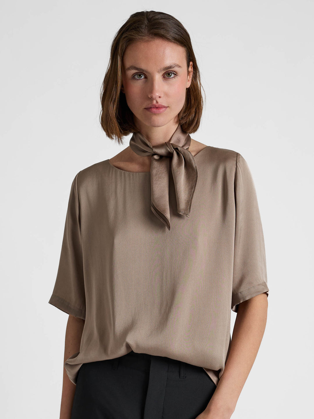 Silkeskjerf "Anemone" - Taupe