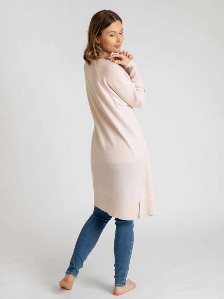 Kashmircardigan "flow knee" i 100% kashmir fra Kashmina