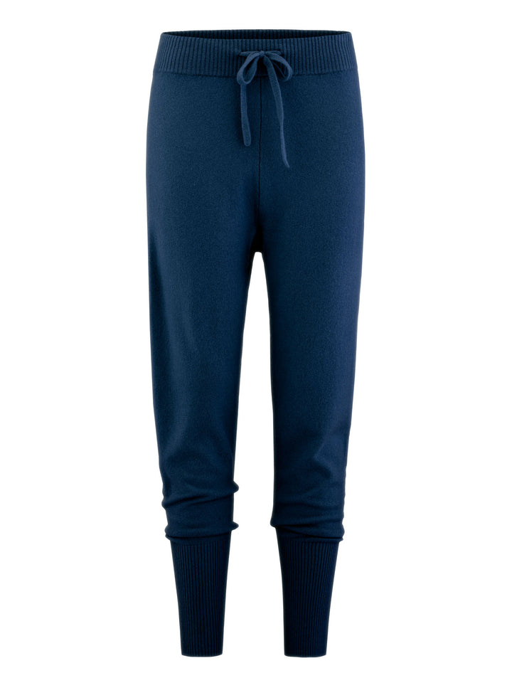 Kashmirbukse chill pants i 100% kasjmir. Farge: Mountain Blue. Norsk design fra Kashmina.