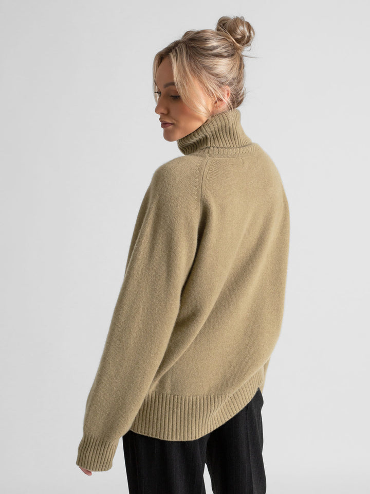 Kashmirgenser "milano" 100% ren kashmir, Norsk design fra Kashmina. Farge Olive