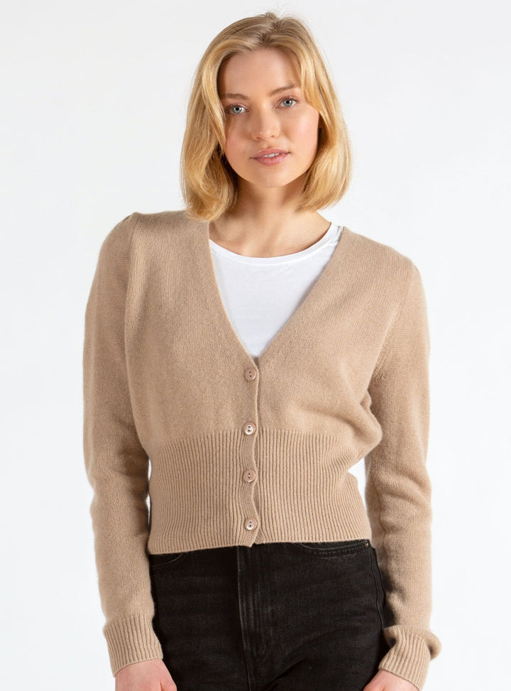 Kashmirgenser, cardigan, grace langermet i 100% ren kashmirull sand / lys brun