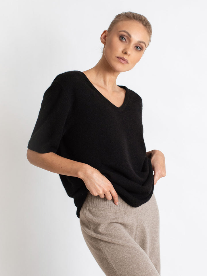 T-skjorte i 100% kashmir. "Iben", norsk design, kortermet kashmirgenser