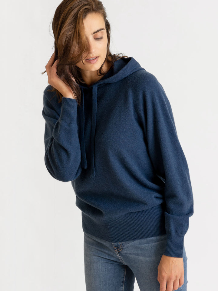 KASHMINA Hettegenser i 100% kashmir hoodie, lux mountain blue